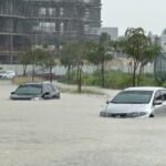 السيول تُغرق مناطق عدة في الخليج