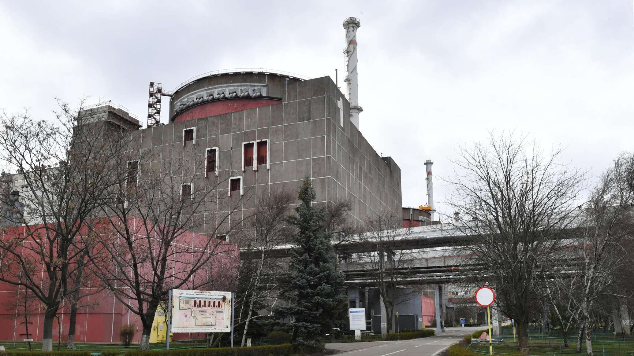القوات الروسية تؤمن التناوب لبعثة الوكالة الدولية للطاقة الذرية في محطة زابوروجيه