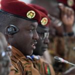 بوركينا فاسو تطرد 3 دبلوماسيين فرنسيين بسبب "أنشطة تخريبية" وتمهلهم 48 ساعة للمغادرة