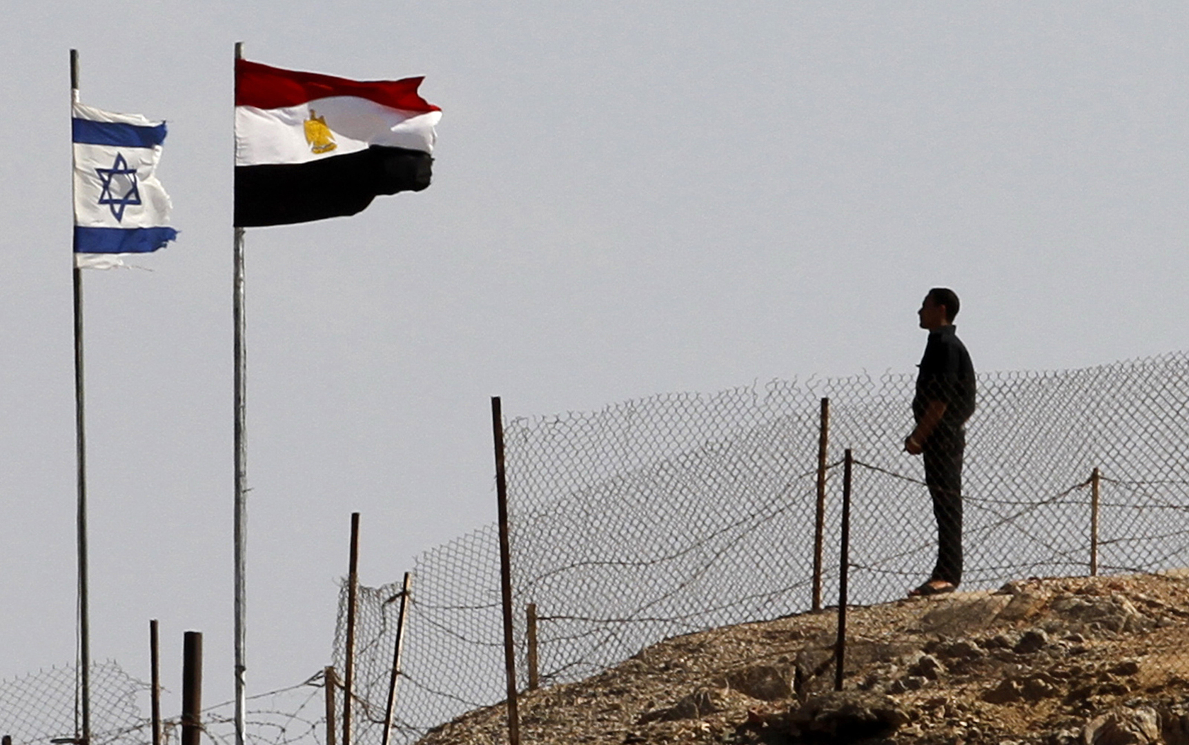 "ستحدث كارثة".. الحكومة المصرية تحذر إسرائيل