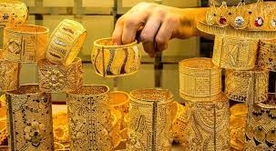 كيف أثرت أسعار الصرف وتوافر السيولة الدولارية على سوق الذهب في مصر