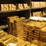 هبوط أسعار الذهب عالميا والفضة تواصل الصعود اليوم