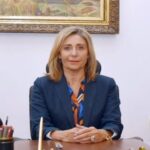 وزيرة الثقافة تعلن برنامج «مصر ضيف شرف» معرض أبو ظبي للكتاب