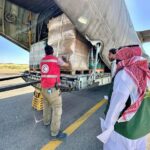 وصول الطائرة السعودية الـ45 لإغاثة متضرري غزة