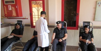شارك فيها رجال الشرطة.. حملة للتبرع بالدم بمديرية أمن جنوب سيناء