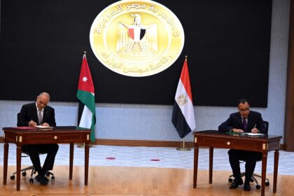 توقيع رئيسي وزراء مصر والأردن على محضر أعمال الدورة الثانية والثلاثين للجنة العليا المشتركة - بوابة البلد