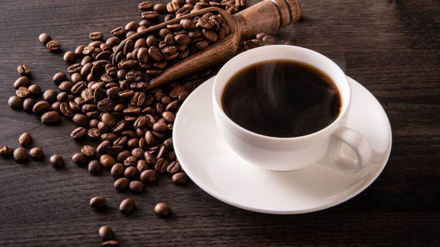أسعار القهوة تنخفض قليلاً عالمياً عند انتهاء التداول - بوابة البلد