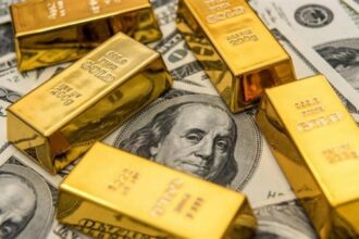 صعود سعر الذهب عالمياً مع بدء تعاملات اليوم وبلغت قيمة الأوقية 2309 دولار. - بوابة البلد