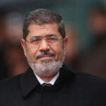 مصر: كبير الأطباء الشرعيين الأسبق يفصح عن أسباب وفاة الرئيس محمد مرسي - بوابة البلد