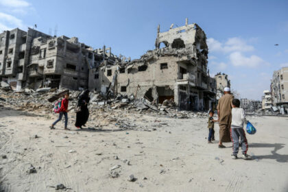 مصر تبادر بمشاورات لتسوية بعض الخلافات لتحقيق وقف إطلاق نار في غزة - بوابة البلد