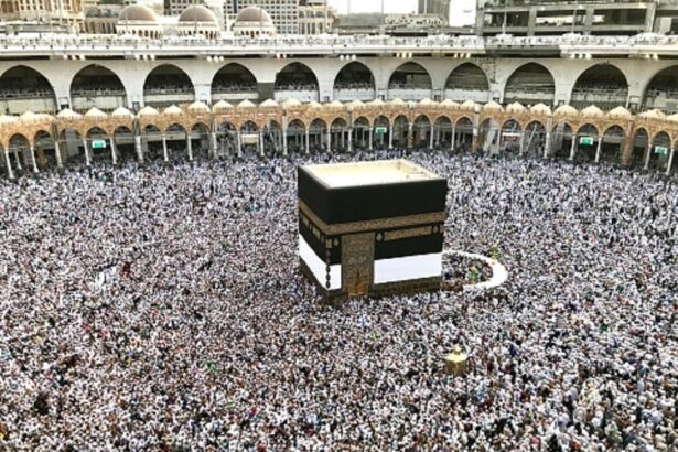 منع دخول مكة المكرمة بدون تصريح اعتباراً من السبت 4 مايو - بوابة البلد