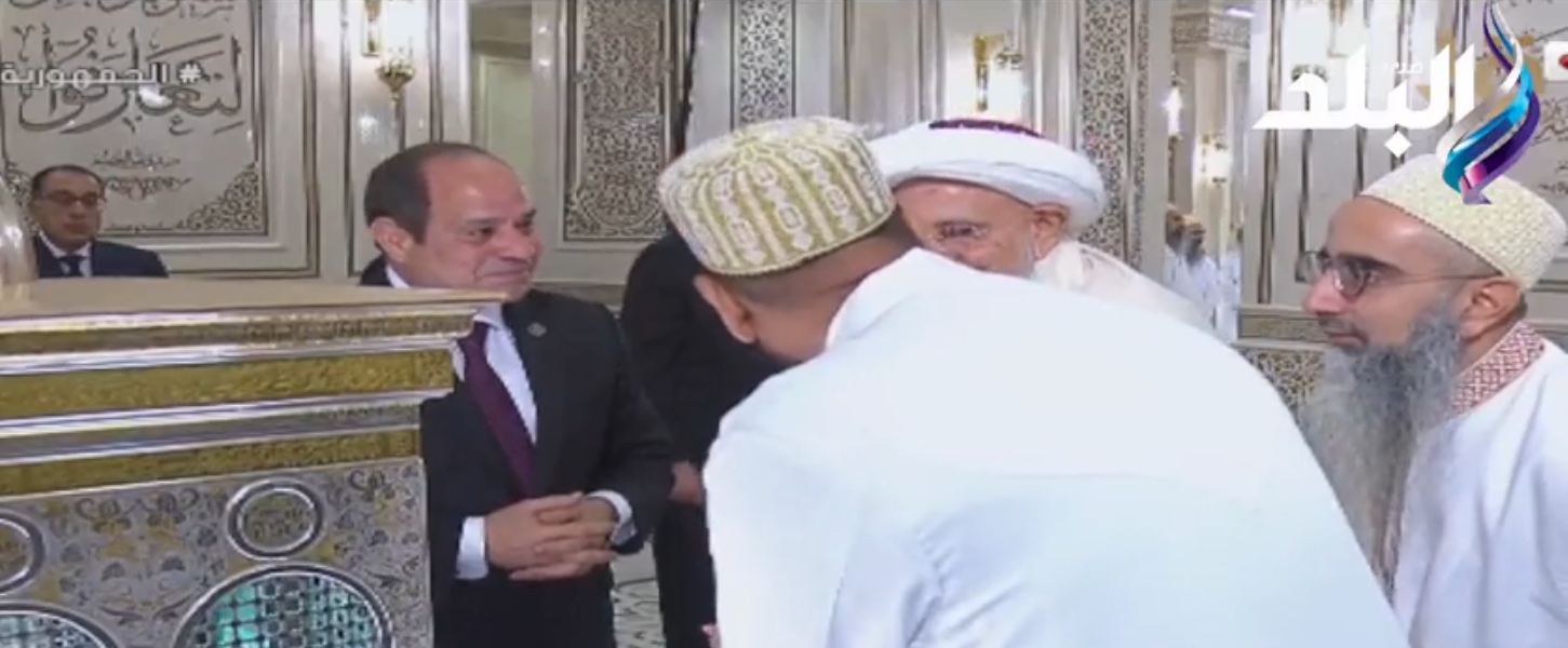 تحدث الرئيس السيسي عن خطة سخية لتحسين مساجد آل البيت في مصر - بوابة البلد