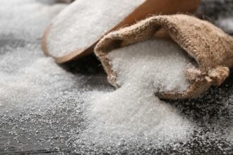 بسعر 27 جنيهًا، تقدم وزارة التموين كمية إضافية من السكر عبر البطاقات التموينية للشهر الخامس - بوابة البلد