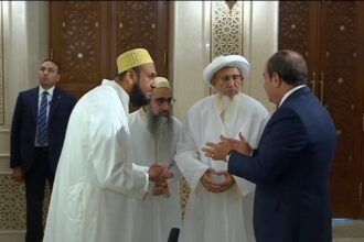 الرئيس السيسي يثني على جهود سلطان البهرة في تطوير مساجد آل البيت - بوابة البلد