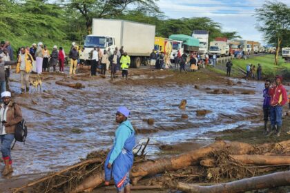 السعودية تعزي كينيا في ضحايا انهيار السد