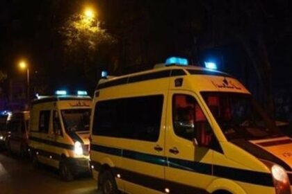 بينهم 4 سيدات.. وفاة شخصين وإصابة 9 في إنقلاب سيارة ربع نقل بالمنيا