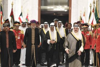 مباحثات كويتية - عمانية تناولت دعم وحدة الصف ومسيرة العمل الخليجي