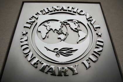 مسؤول بصندوق النقد الدولي: احتمال انهيار النظام النقدي العالمي قائم بالفعل