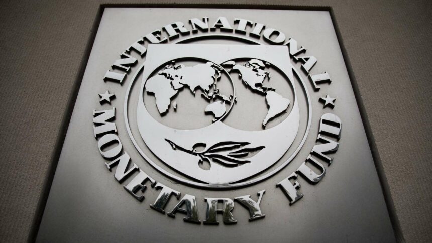 مسؤول بصندوق النقد الدولي: احتمال انهيار النظام النقدي العالمي قائم بالفعل