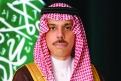 وزير الخارجية السعودي يترأس وفد المملكة في مؤتمر القمة الإسلامي بغامبيا